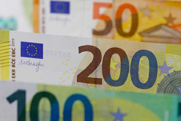 知情人士：月之暗面考虑赴香港进行IPO